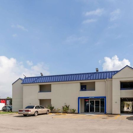 Motel 6-Houston, Tx - East エクステリア 写真