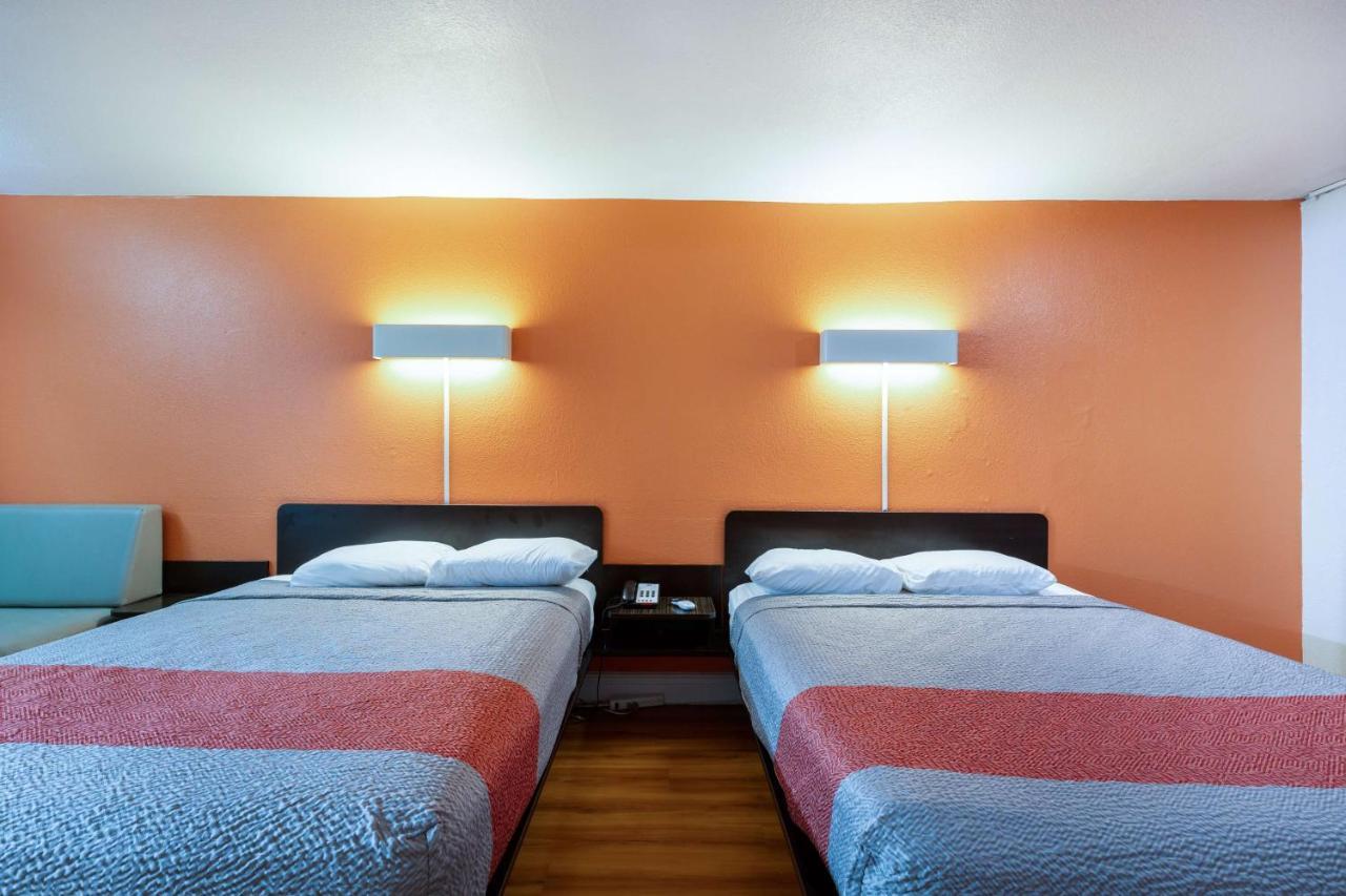Motel 6-Houston, Tx - East エクステリア 写真