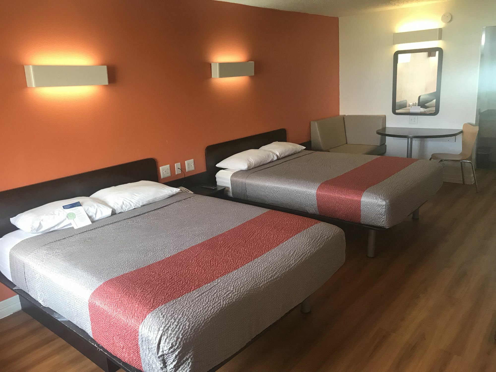 Motel 6-Houston, Tx - East エクステリア 写真
